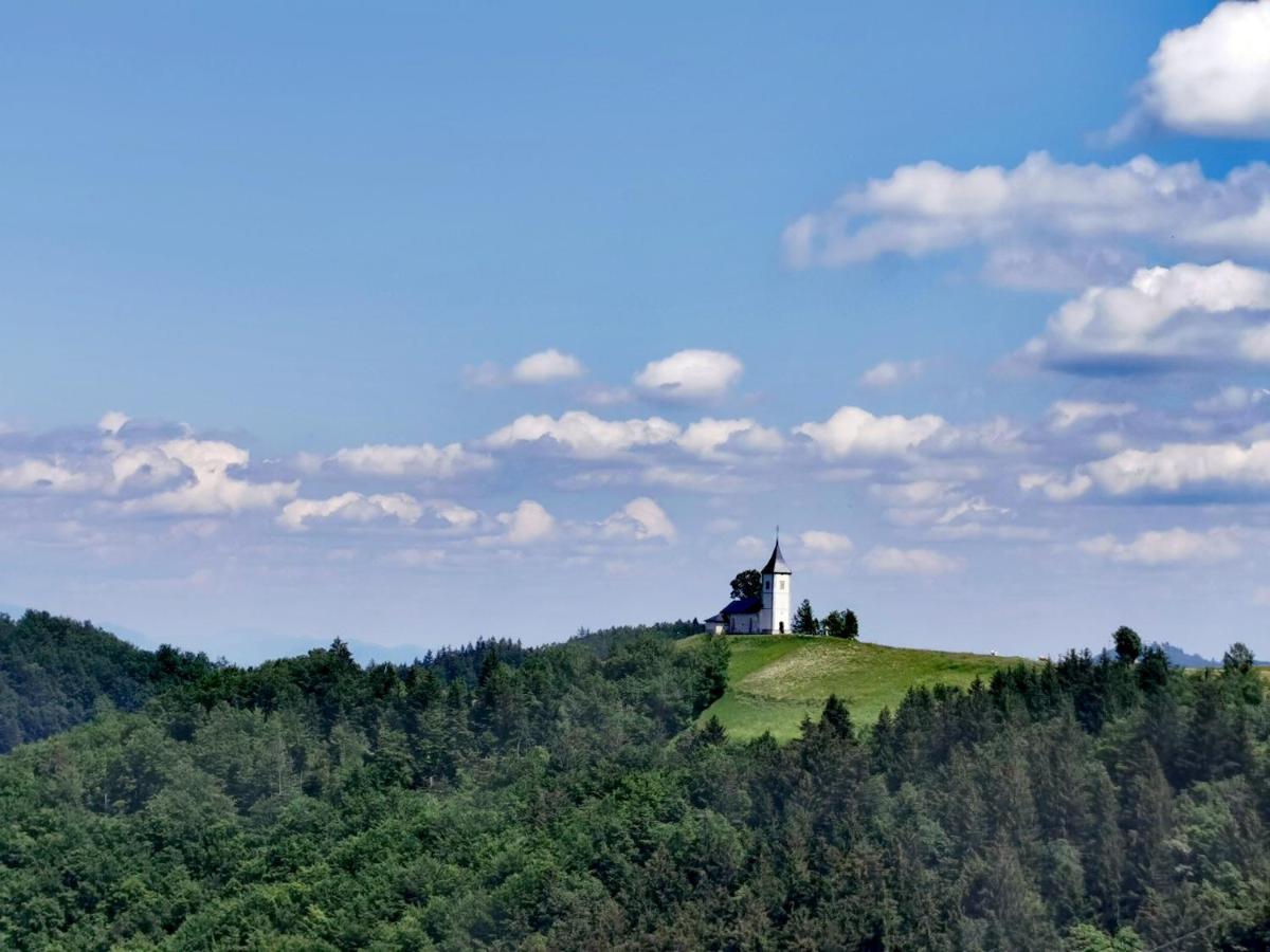 Bajta Kroparica Exterior photo