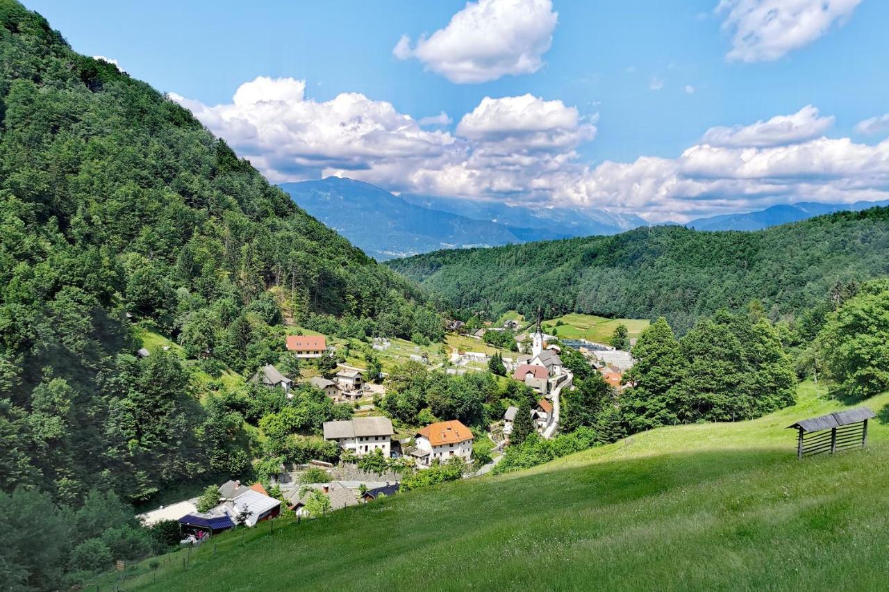 Bajta Kroparica Exterior photo
