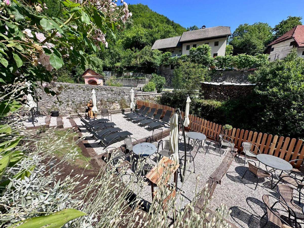 Bajta Kroparica Exterior photo